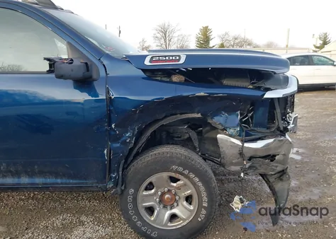 2024 Ram 2500 Tradesman 4X4 6'4 Box из США, поврежденный, VIN 3C6UR5CJ3RG367872